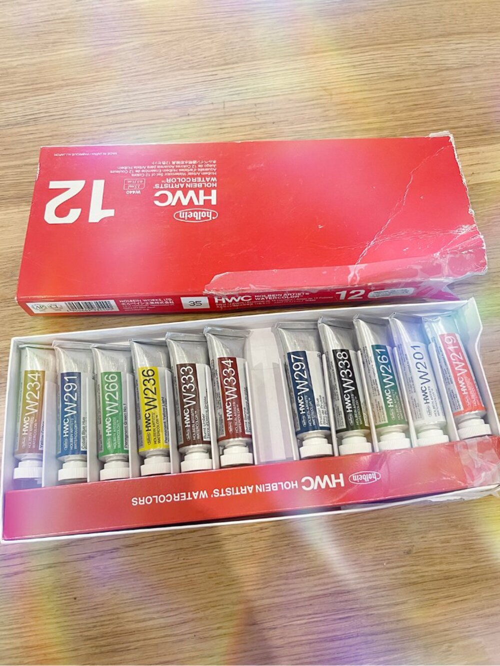 Holbein 12 (11) Color Artist's Watercolor Set- Missing One Color